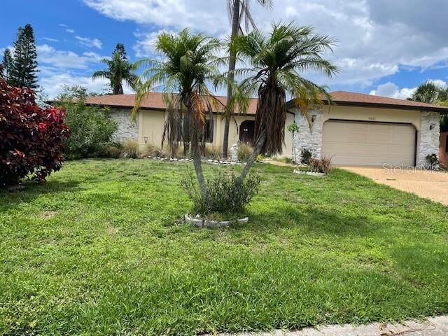 Property Photo: 1627 Baywinds Lane FL 34231