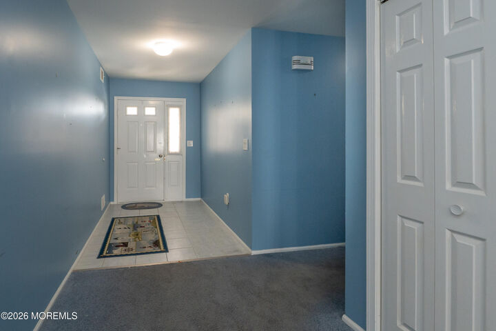 Property Photo:  42 Buttonwood Court  NJ 08701 