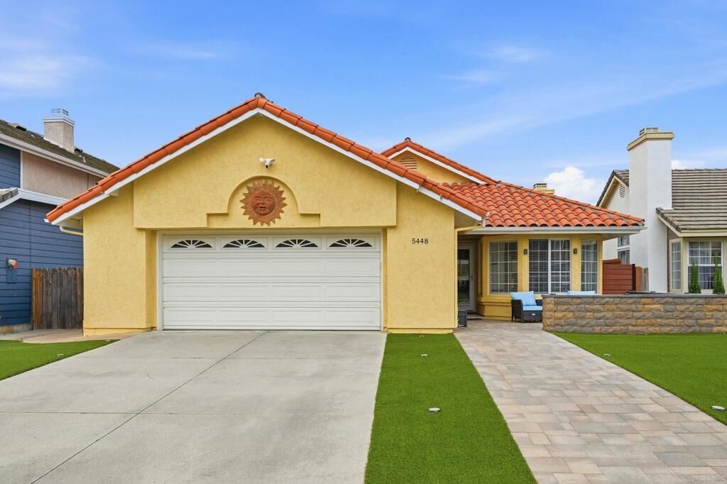 Property Photo:  5448 Gooseberry Way  CA 92057 