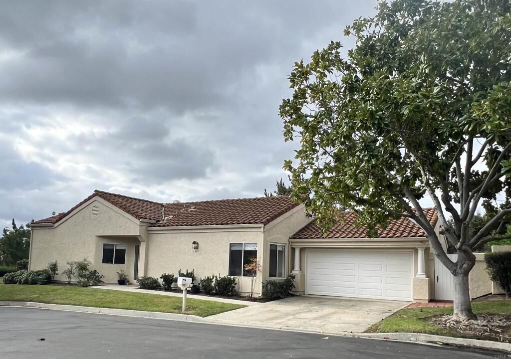 Property Photo: 2101 Winged Foot CA 92026