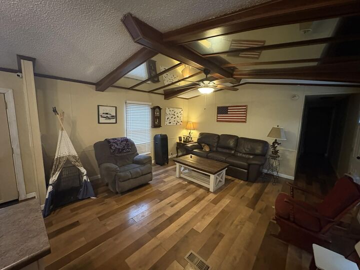 Property Photo: 1595 Johnson Branch Rd TN 38478