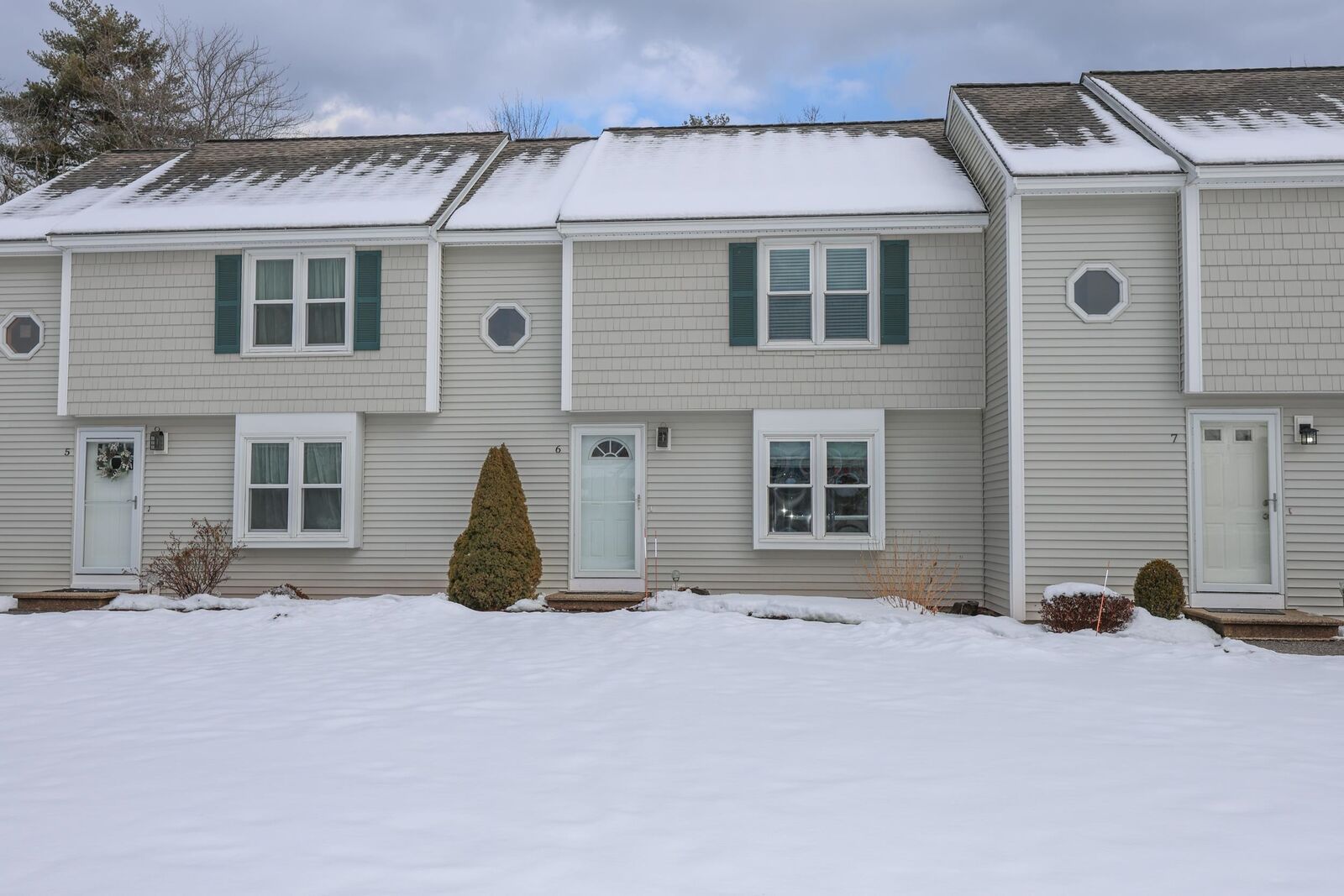 Property Photo: 6 Scott Lane NH 03873