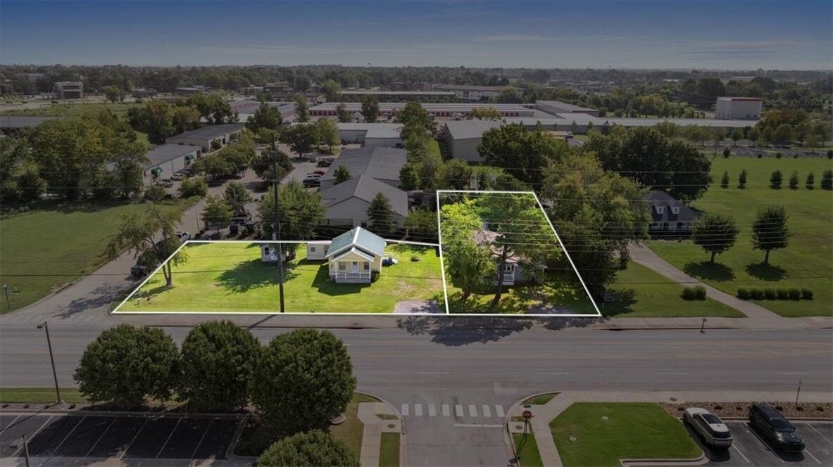 Property Photo:  1201 I Street  AR 72712 