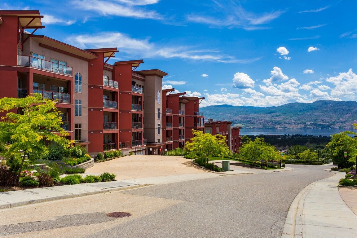 Property Photo:  3205 Skyview Lane 409  BC V4T 3J3 