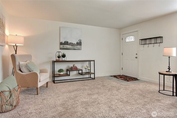 Property Photo: 1523 S 93rd Street WA 98444