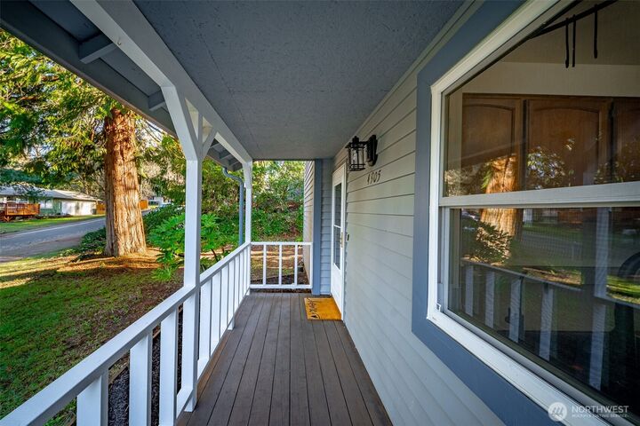 Property Photo:  4905  24th Avenue SE  WA 98503 