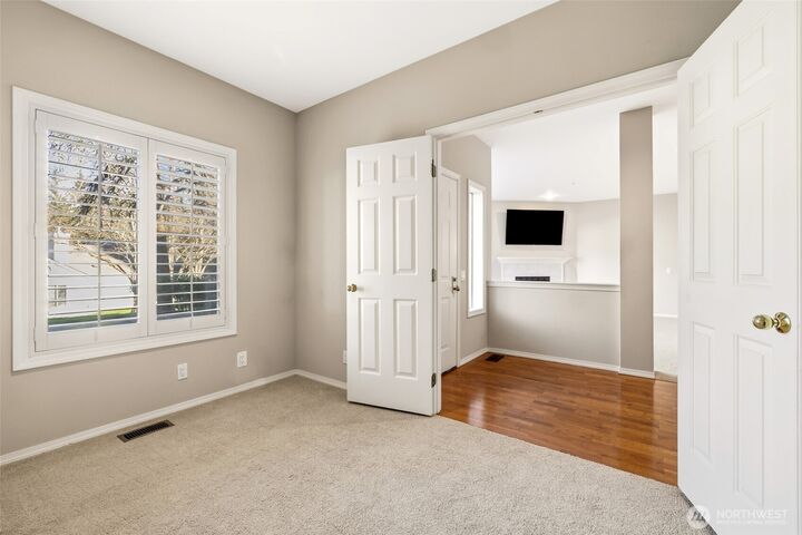 Property Photo: 3626 224th Place SE 1314 WA 98029