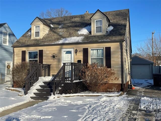 Property Photo: 4815 Mildred Street MI 48184