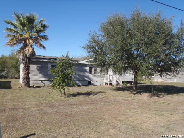 Property Photo: 114 Rosemary Loop TX 78130