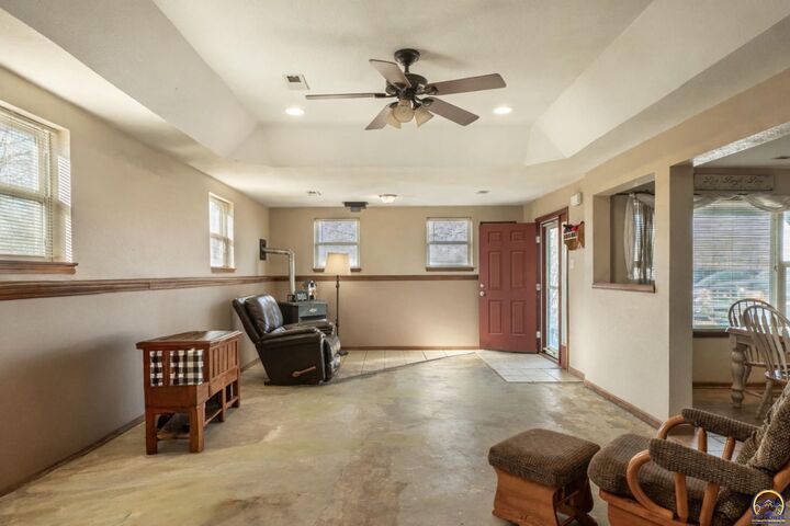 Property Photo: 6816 Butler Rd KS 66512
