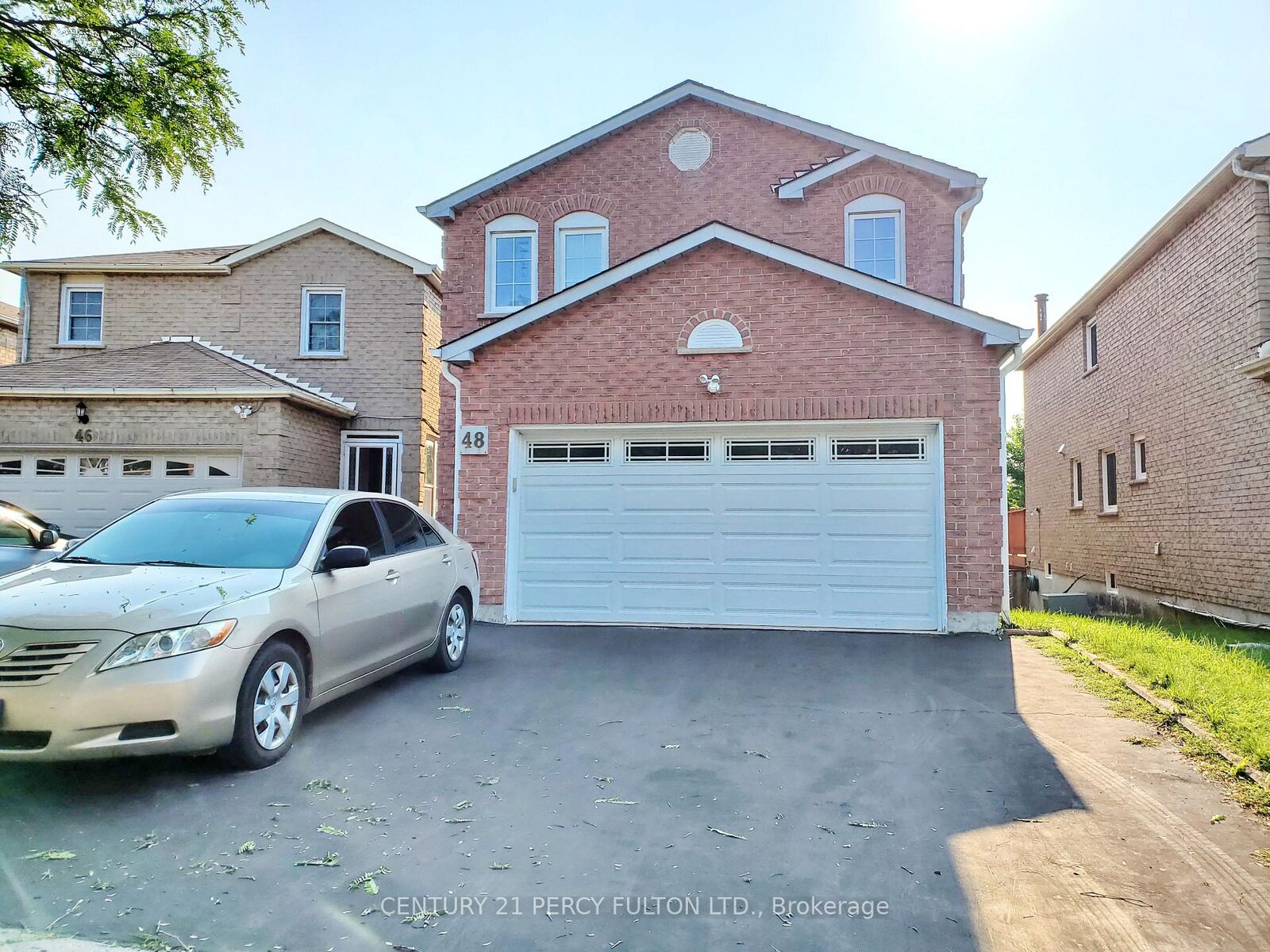 Property Photo:  48 Laguna Crescent Bsmt  ON L3S 3G6 