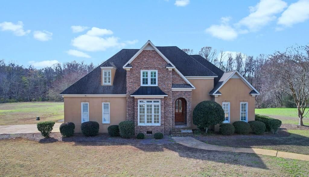 Property Photo: 340 Osprey Ridge Court GA 31721