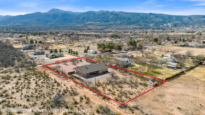 Property Photo: 972 E Stolen Boulevard AZ 86322