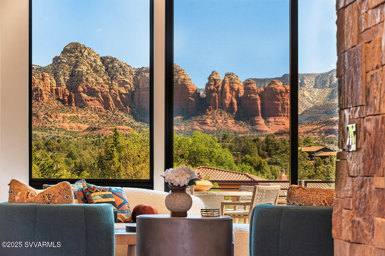 Property Photo:  2945 Red Hawk Lane  AZ 86336 