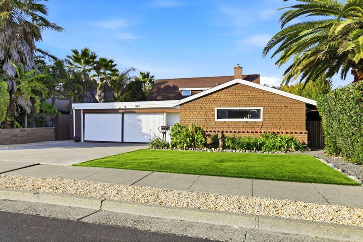 Property Photo:  981 Bel Marin Keys Boulevard  CA 94949 