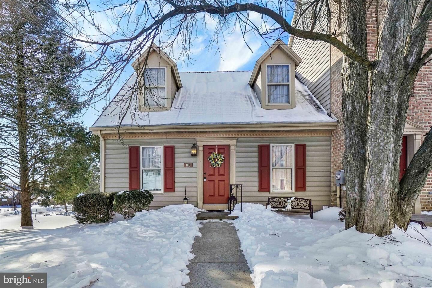 Property Photo:  1110 Skyview Drive 1110  PA 17406 