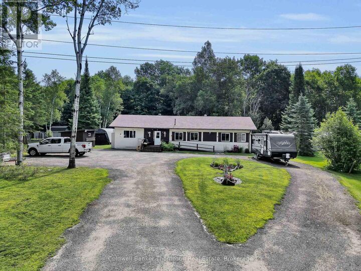 Property Photo:  1 Fox Run Lane  ON P1H 1E3 