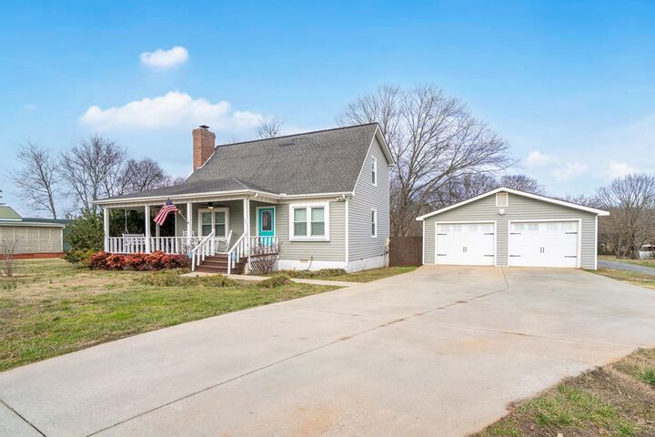 Property Photo:  106 Elm Street  GA 30705 