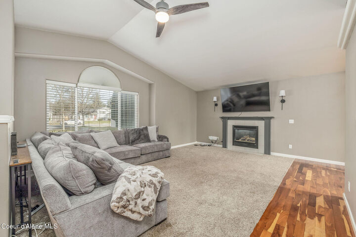 Property Photo:  1066 E Ezra Ave  ID 83835 