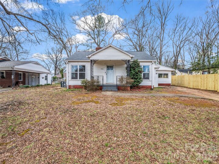 Property Photo:  412 Franklin Avenue  NC 28150 