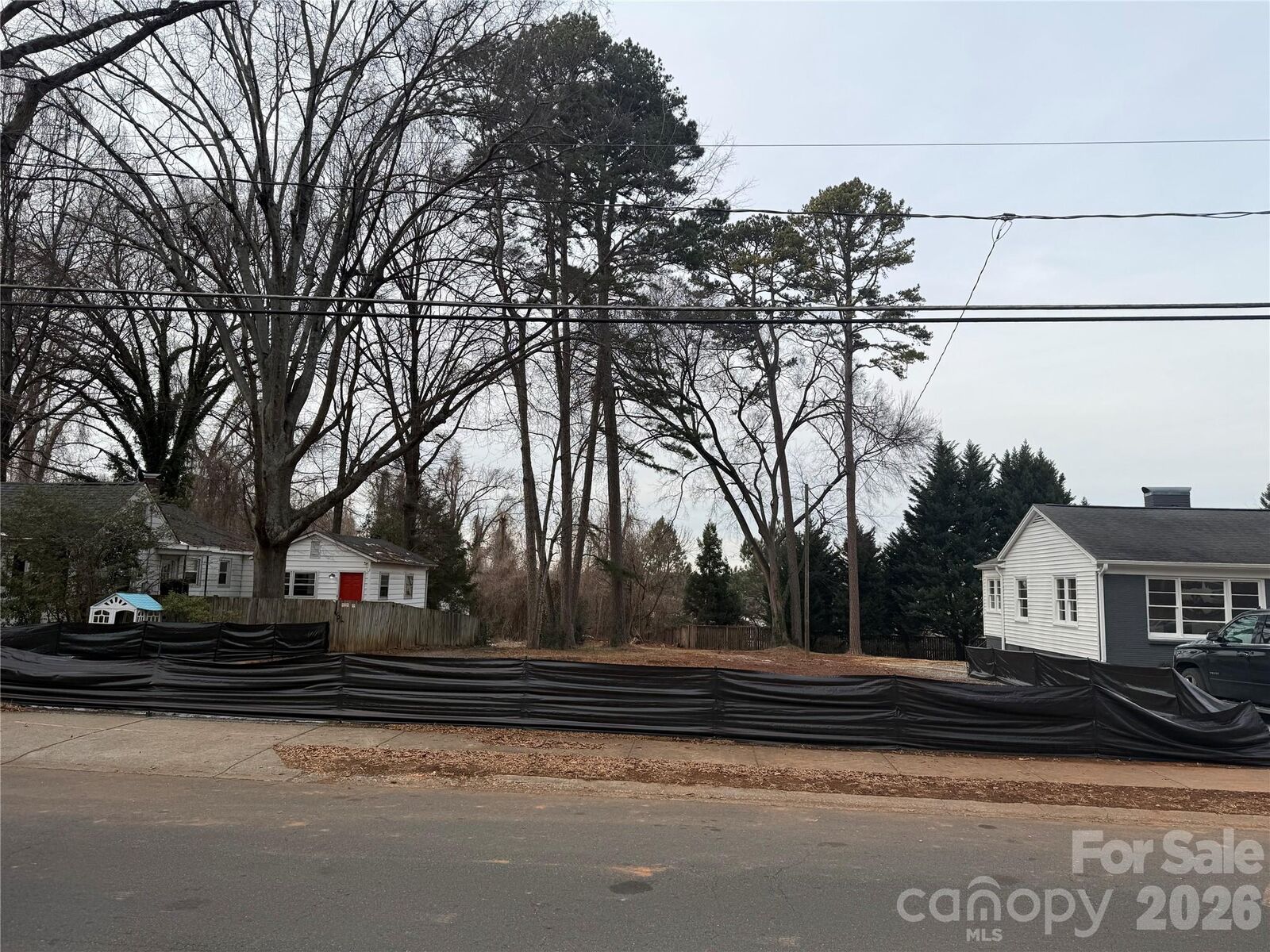 Property Photo:  733 Fugate Avenue  NC 28205 