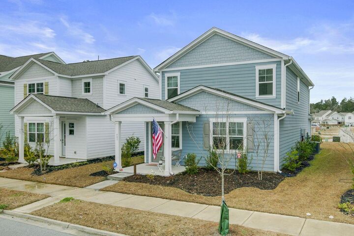 Property Photo: 405 Oak View Way SC 29483