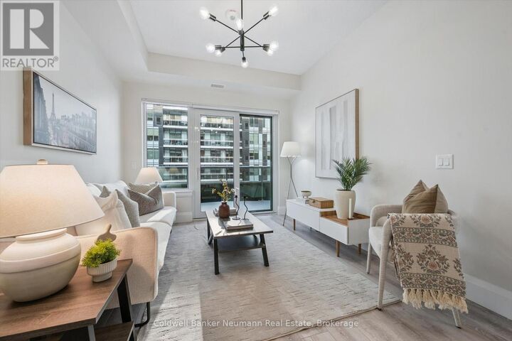 Property Photo: 73 Arthur Street South 514 ON N1E 0S6