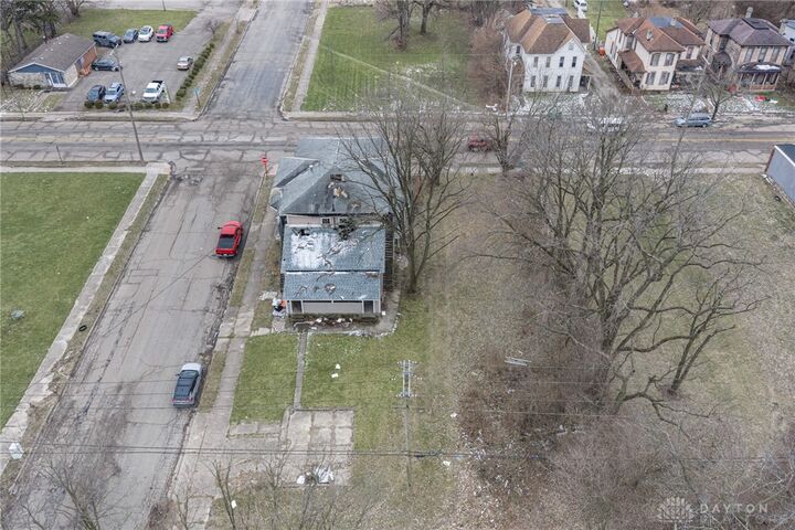 Property Photo:  302 W Pleasant Street  OH 45506 