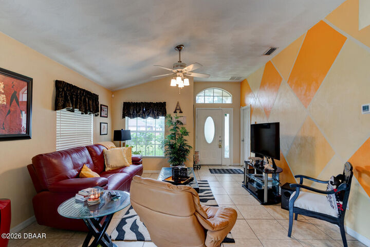Property Photo:  728 Iowa Street  FL 32114 