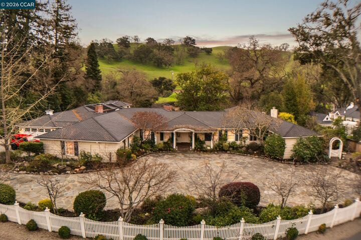 Property Photo: 1720 Alameda Diablo CA 94528