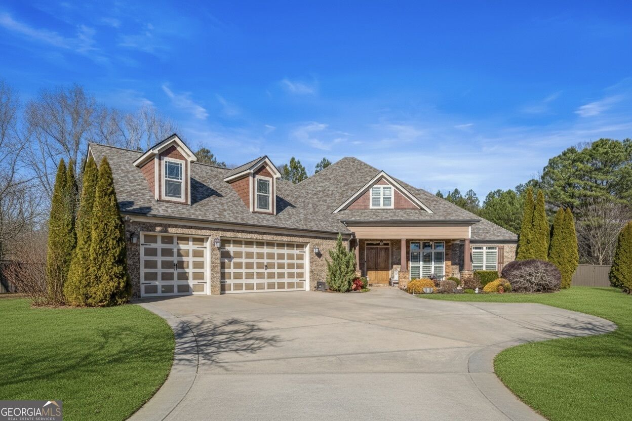 Property Photo:  215 Berry Hill Lane  GA 30290 