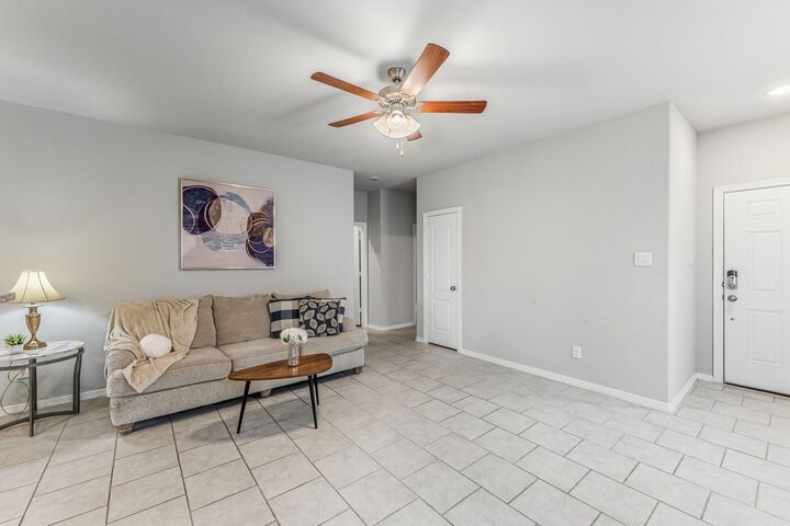 Property Photo: 25843 Hickory Pecan Trail TX 77375