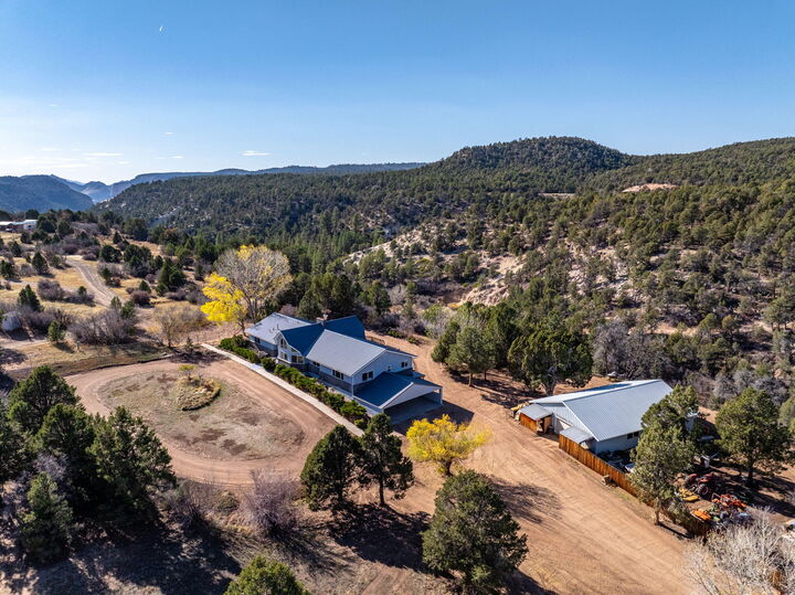 Property Photo:  6 S North Fork Rd  UT 84758 