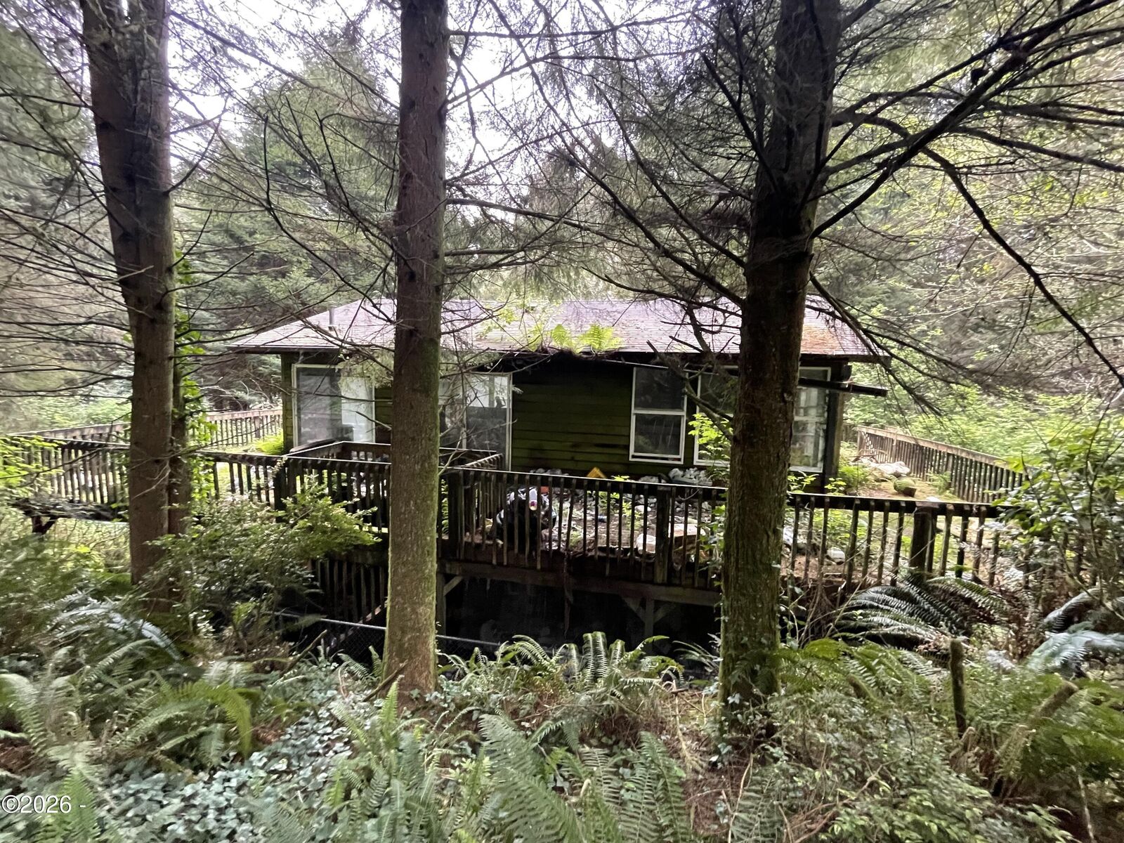 Property Photo:  1860 Cove Avenue  OR 97341 