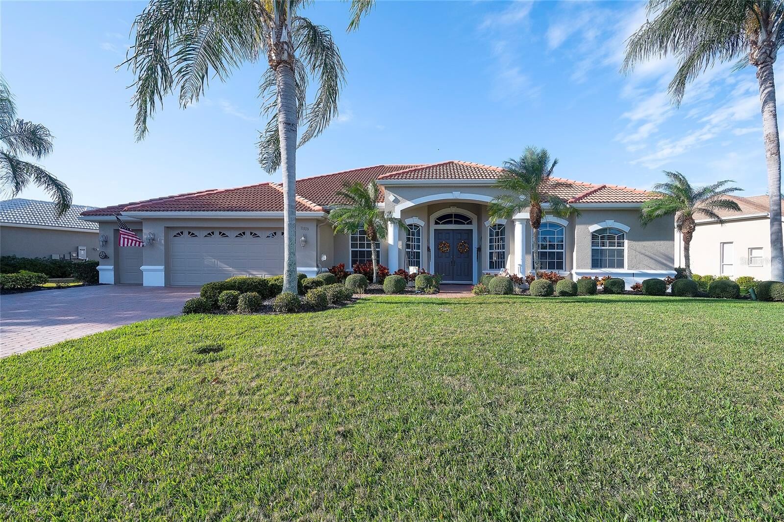 Property Photo:  11809 Oak Ridge Drive  FL 34219 