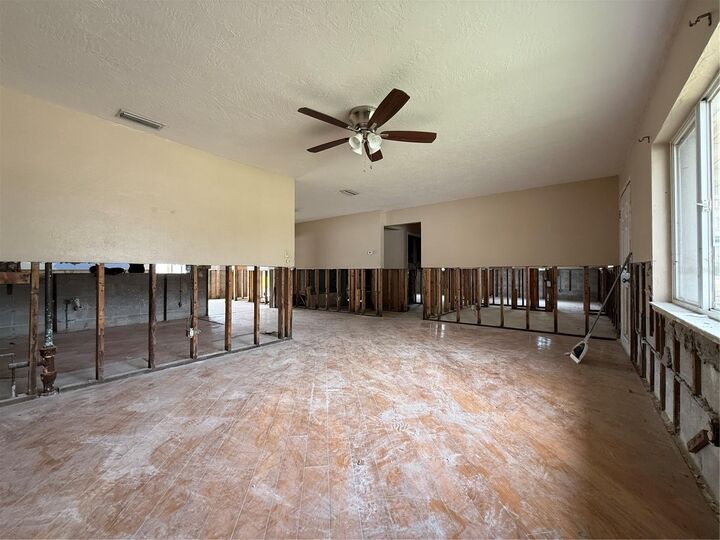 Property Photo:  1015 Boca Ciega Isle Drive  FL 33706 