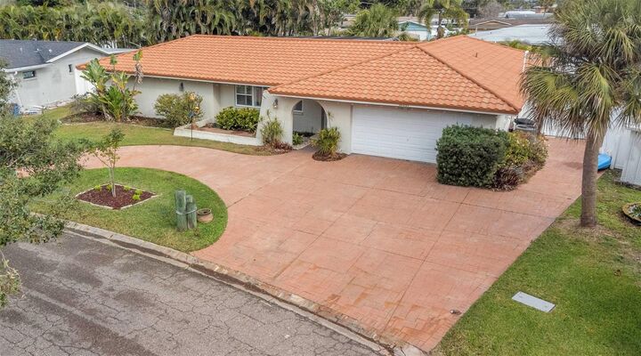 Property Photo:  4313 50th Place S  FL 33711 