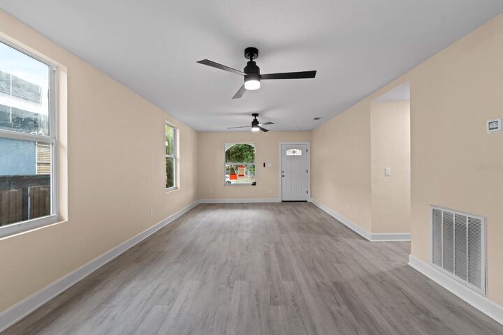 Property Photo:  2825 N Taliaferro Avenue  FL 33602 