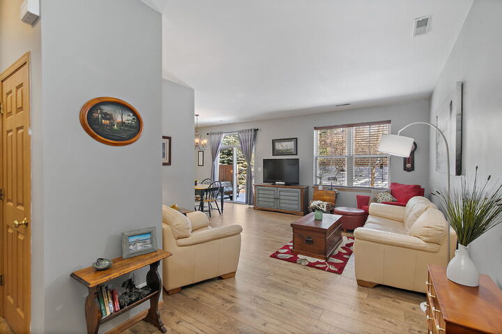 Property Photo: 2920 Langston Circle 2920 IL 60175