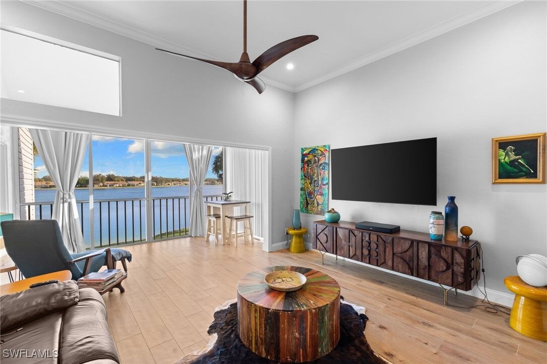 Property Photo: 2571 Citrus Lake Drive 201B FL 34109