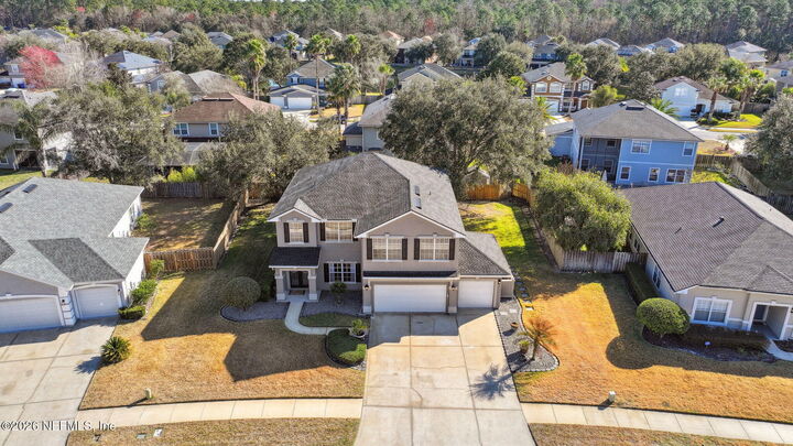 Property Photo:  1330 Ivyhedge Avenue  FL 32092 
