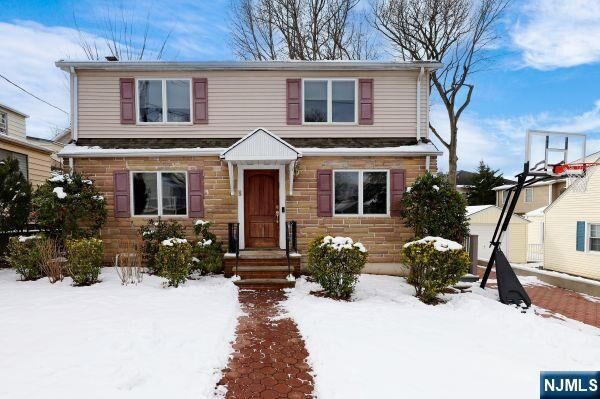Property Photo:  8 Gordon Road  NJ 07621 