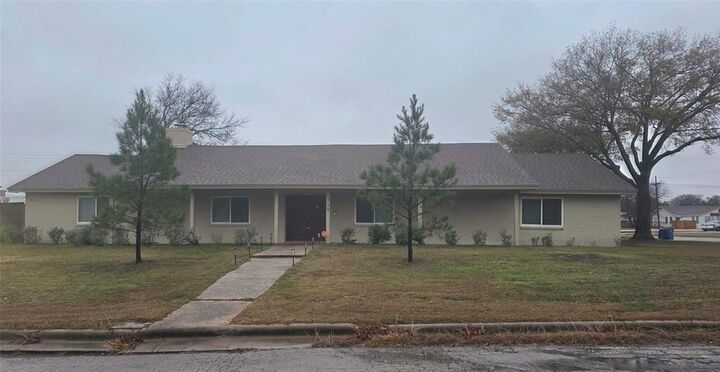 Property Photo:  739 Bluebonnet Street  TX 76667 