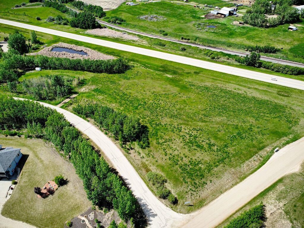 Property Photo: 46520 Range Road 213 102 AB T0C 0L0