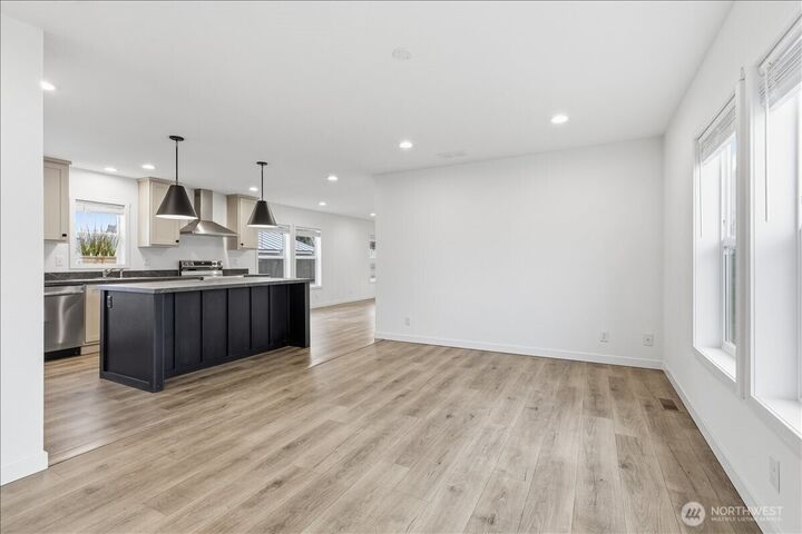 Property Photo: 112 Washington Place WA 99123