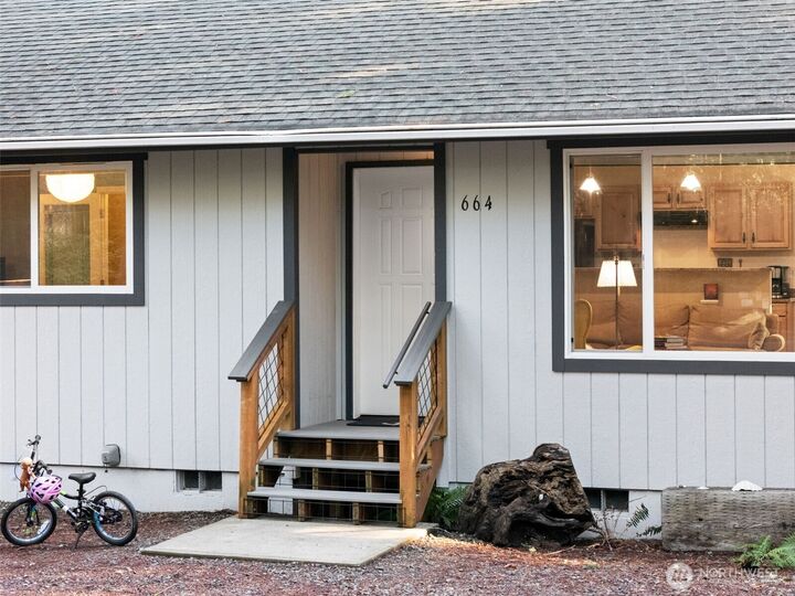 Property Photo:  664 E Portage Road  WA 98584 