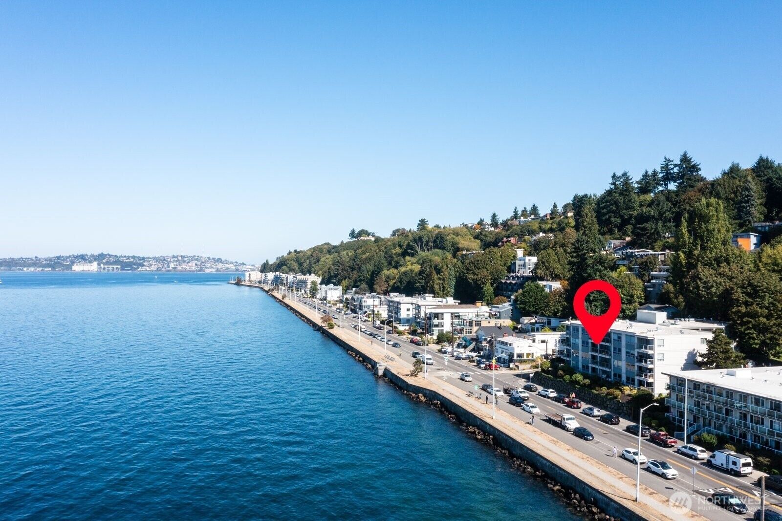 Property Photo:  2200  Alki Avenue SW 203  WA 98116 