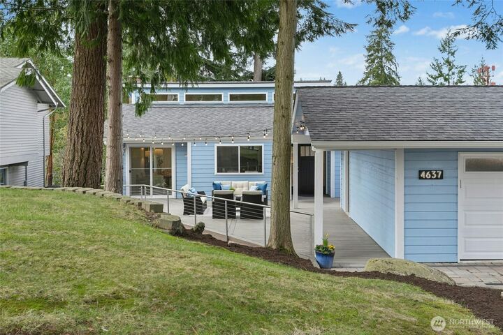 Property Photo:  4637  149th Avenue SE  WA 98006 