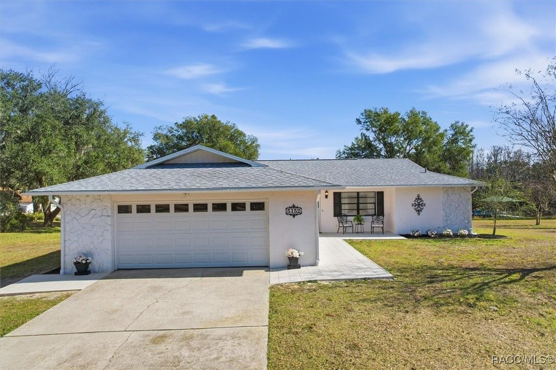 Property Photo:  5152 S Pointe Drive  FL 34452 