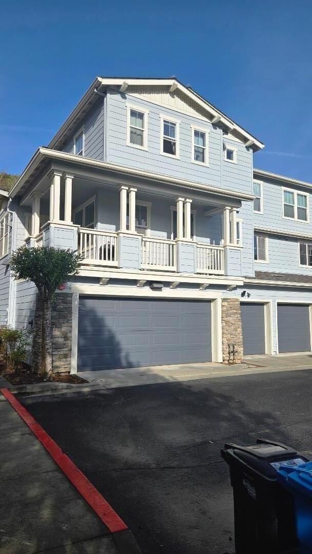 Property Photo: 1100 Live Oak Way 1104 CA 94002